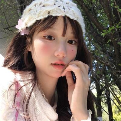 怪笑少女